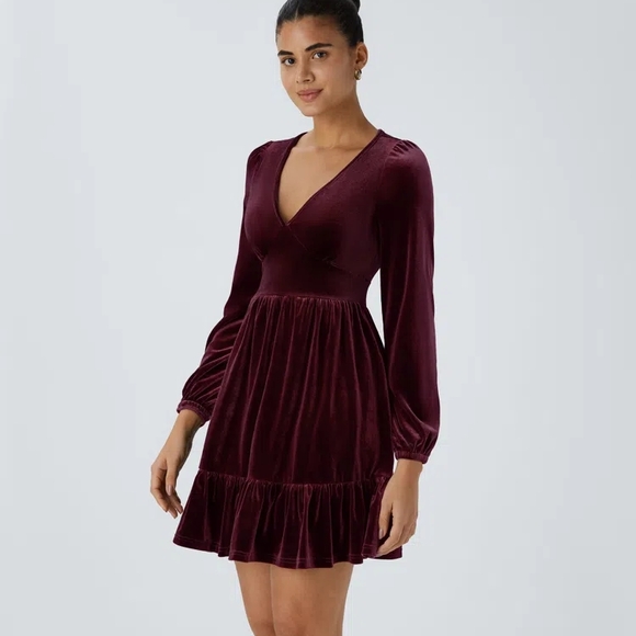 HALARA Dresses & Skirts - Everyday Deep V Neck Long Sleeve Ruffled Hem Velvet Mini Chill Party Dress Xl